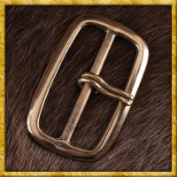 Rechteckige Mittelalter Gürtelschnalle aus Messing mit zwei Dornen