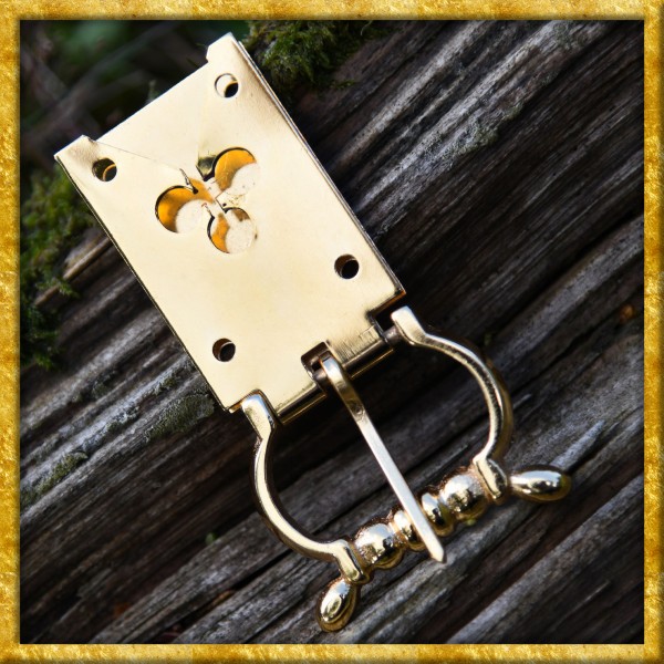 Mittelalter Gürtelschnalle mit Kleeblatt-Motiv aus galvanisiertem Messing