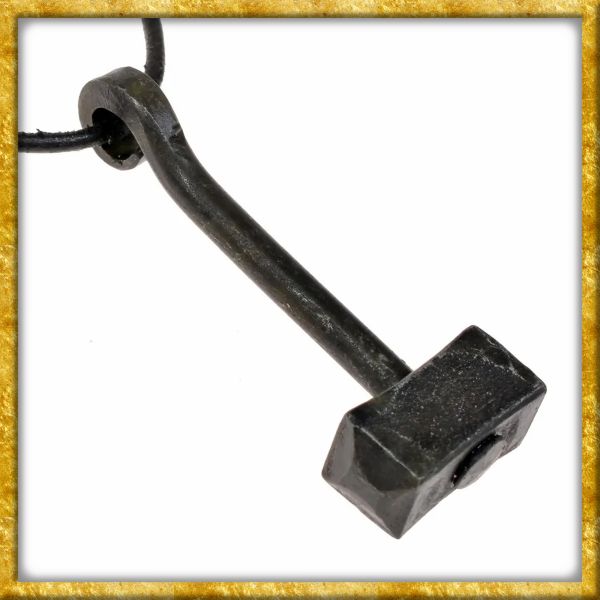 Geschmiedeter Thors Hammer aus Eisen