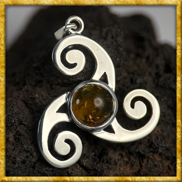 Keltischer Anhänger Triskel aus Sterlingsilber mit Bernstein