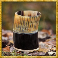 Kleiner verzierter Hornbecher mit Holzboden - ca. 200ml