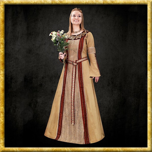 Normannisches Adelskleid