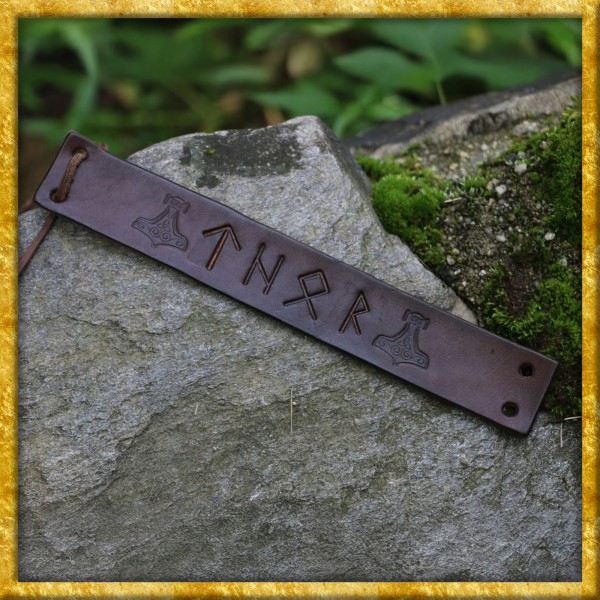 Armband aus Leder älteres Futhark