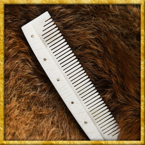 Mittelalterlicher Knochenkamm