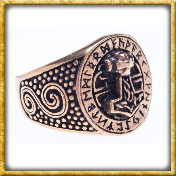 Wikingerring aus Bronze mit Runen - Thorshammer