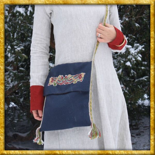 Wikinger Umhängetasche aus Wolle mit Stickerei